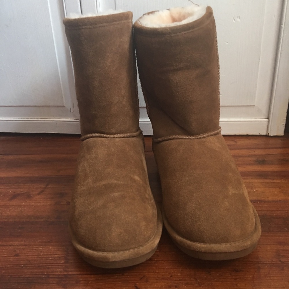 🐻BearPaw Boots🐻
